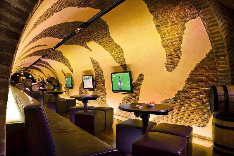 Four Points By Sheraton Bur Dubaï 4*,  Émirats arabes unis